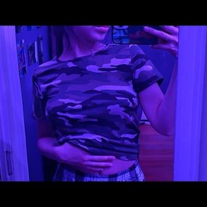 GAZE Super Soft Camo Crop Top